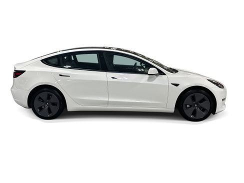 Certified 2023 Tesla Model 3 Standard Range RWD image 7