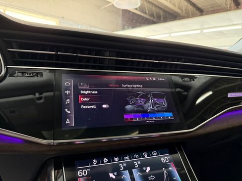 Used 2019 Audi Q8 Prestige w/ Luxury Package AWD/4WD image 38