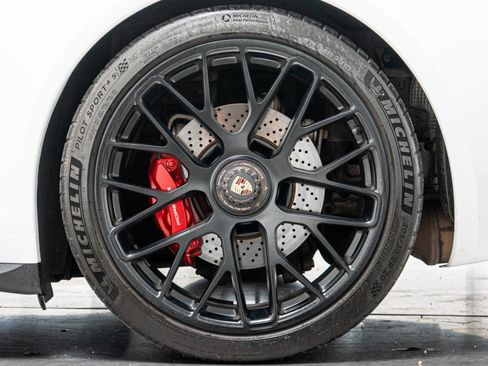 Used 2015 Porsche 911 Carrera GTS RWD image 11