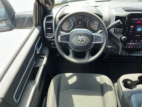 Used 2025 RAM 2500 Big Horn AWD/4WD image 14