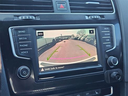 Used 2017 Volkswagen GTI Sport image 24