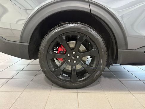 Used 2022 Ford Explorer ST w/ Equipment Group 401A image 9