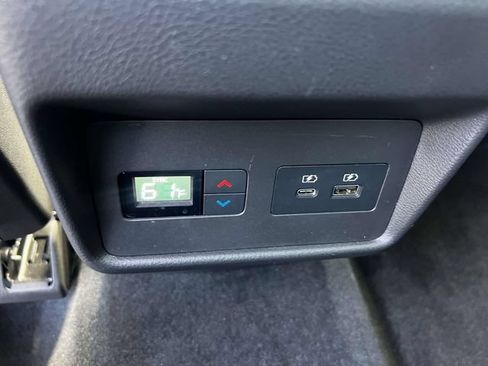 Used 2023 Nissan Rogue SL w/ SL Premium Package AWD/4WD image 13