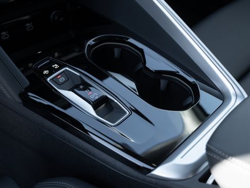 New 2025 Audi Q5 Premium Plus image 16