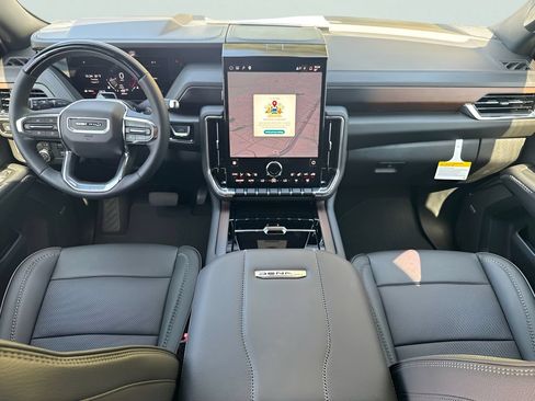 New 2026 GMC Yukon Denali w/ Advanced Technology Package AWD/4WD image 20