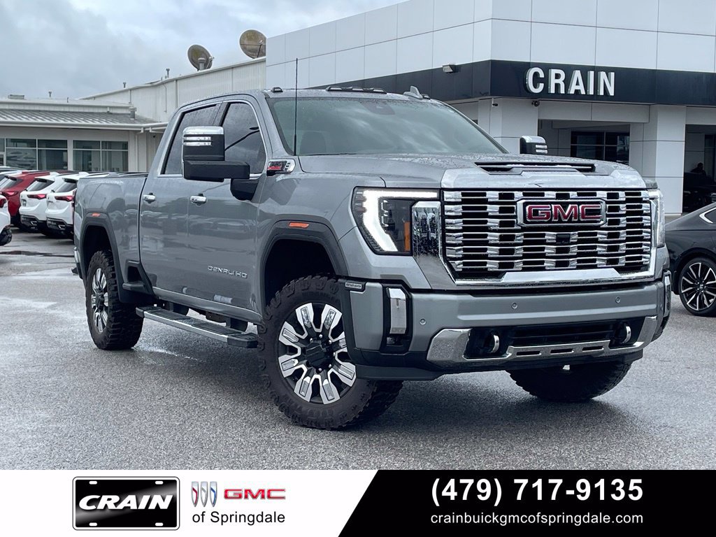 Used 2025 GMC Sierra 2500 Denali w/ Technology Package AWD/4WD image 1