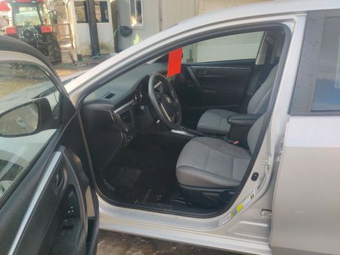 Used 2014 Toyota Corolla L image 11