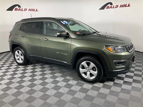 Used 2019 Jeep Compass Latitude w/ Popular Equipment Group image 1