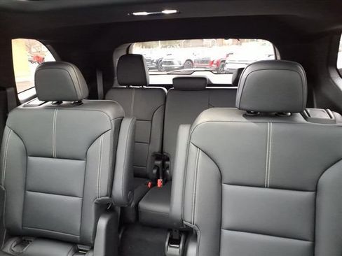 New 2026 GMC Acadia Elevation w/ Black Edition AWD/4WD image 9