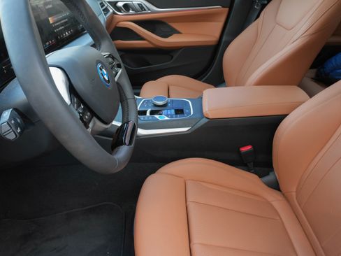 Certified 2025 BMW i4 eDrive40 w/ Parking Assistance Package RWD image 12