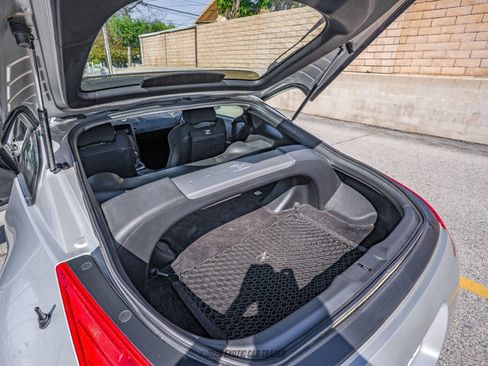 Used 2006 Nissan 350Z Coupe w/ (N93) Cargo Convenience Pkg RWD image 34