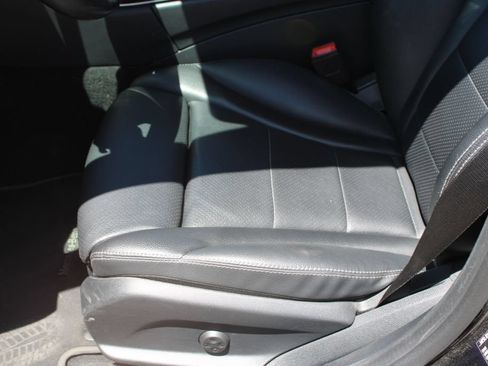 Used 2021 Mercedes-Benz C 300 Sedan image 17