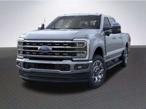 New 2026 Ford F250 4x4 Crew Cab Super Duty image 2
