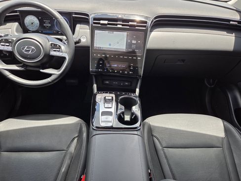 Used 2022 Hyundai Tucson Limited w/ Cargo Package FWD image 7