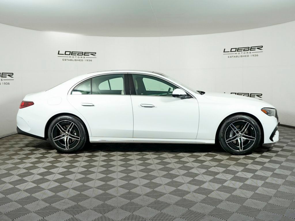 Used 2026 Mercedes-Benz E 350 4MATIC Sedan image 6
