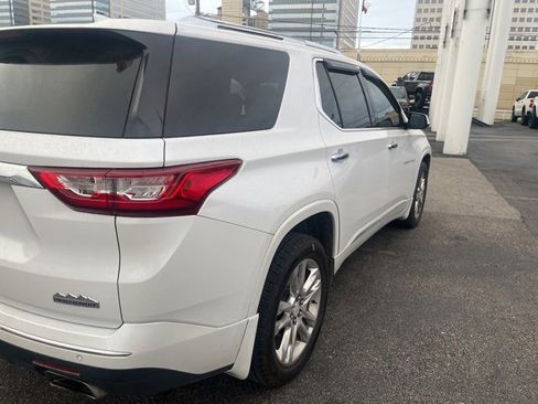 Used 2020 Chevrolet Traverse High Country image 6