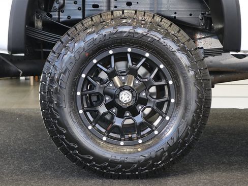 Used 2003 Ford F350 Lariat image 44