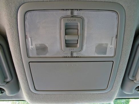 Used 2010 Toyota RAV4 4WD V6 image 35