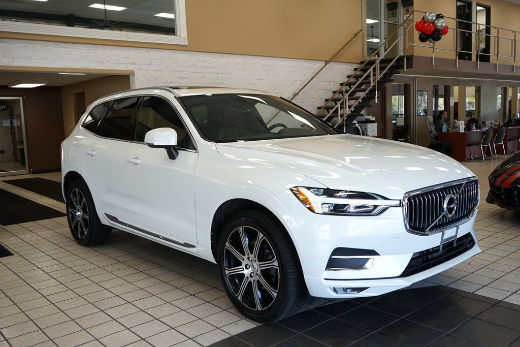 Used 2021 Volvo XC60 T5 Inscription AWD/4WD image 19