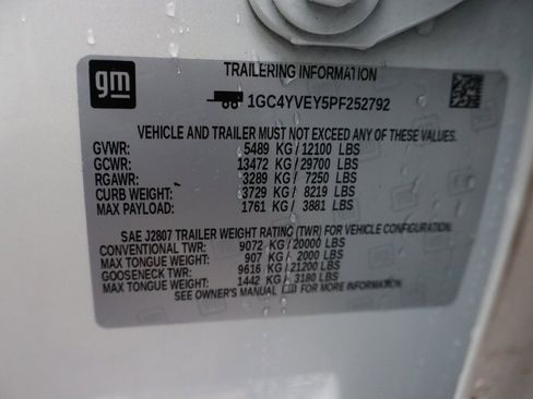 Used 2023 Chevrolet Silverado 3500 High Country w/ Z71 Off-Road Package image 40