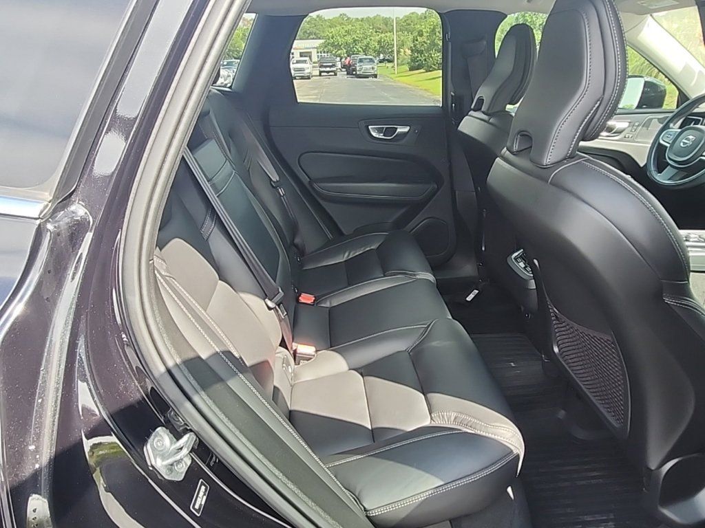 Used 2021 Volvo XC60 T5 Inscription w/ Advanced Package AWD/4WD image 35