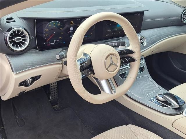 Used 2023 Mercedes-Benz E 450 Cabriolet image 4