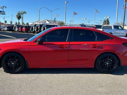 Used 2025 Honda Civic Sport image 7