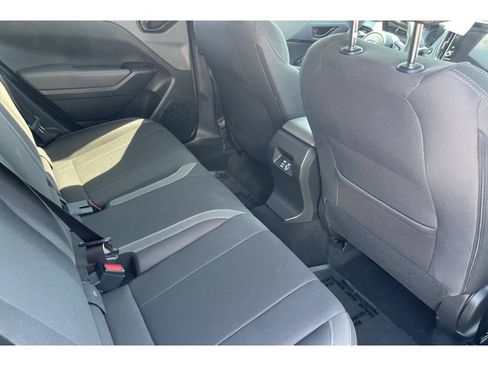 Used 2026 Subaru Crosstrek 2.5i Premium AWD/4WD image 18