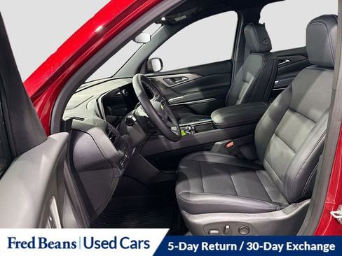 Used 2026 Chevrolet Traverse LT w/ Driver Confidence Package image 22