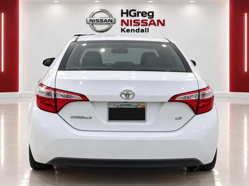 Used 2015 Toyota Corolla LE FWD image 6