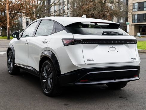 Used 2024 Nissan Ariya AWD image 4