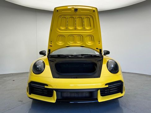 Used 2022 Porsche 911 Turbo w/ 911 Turbo Sportdesign Package image 26