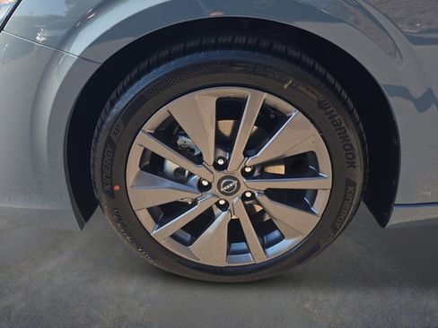 New 2026 Nissan Sentra SL w/ Floor Mat Package image 9