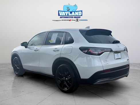 Certified 2024 Honda HR-V Sport image 3