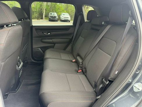 Used 2025 Honda CR-V Sport image 8