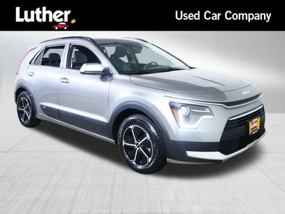 Used 2025 Kia Niro LX