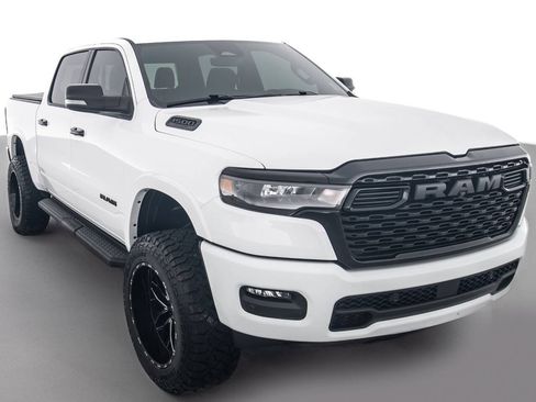 Used 2025 RAM 1500 Big Horn AWD/4WD image 1