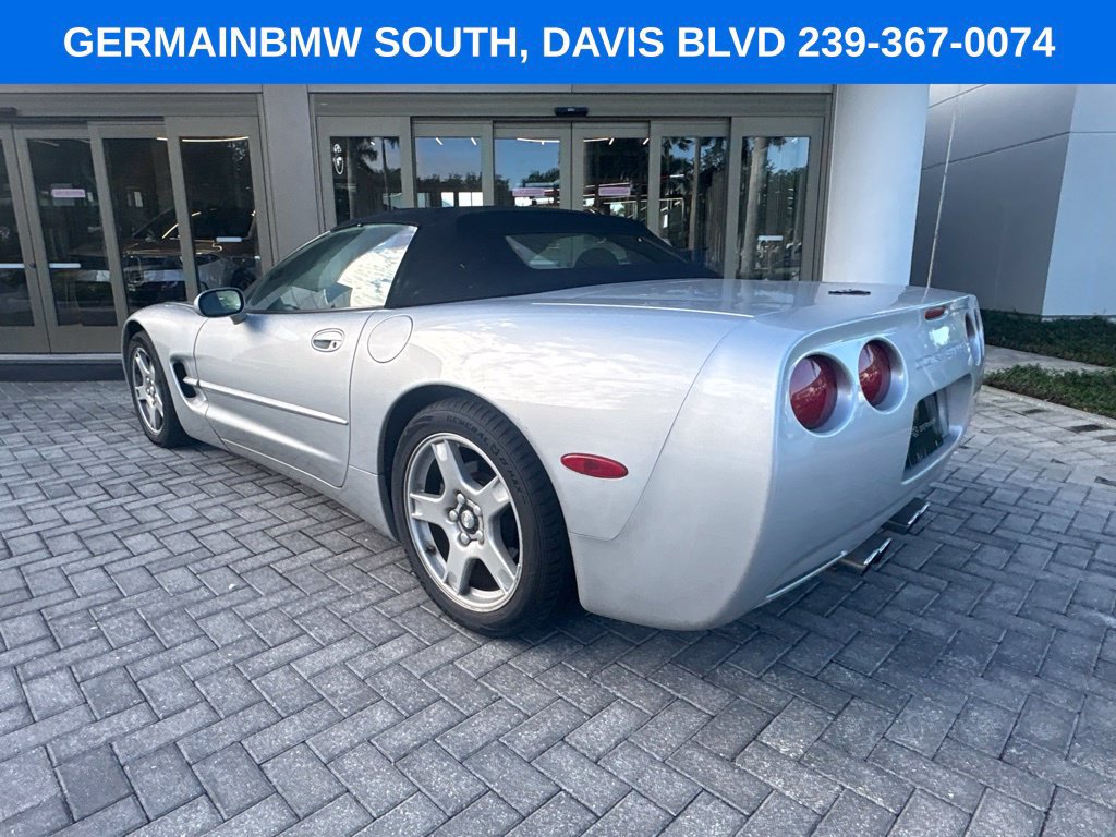 Used 1999 Chevrolet Corvette Convertible RWD image 8