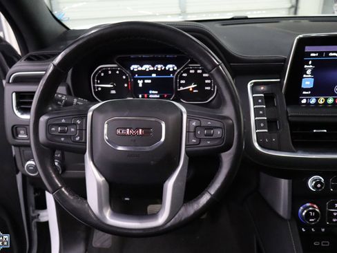 Used 2021 GMC Yukon SLT w/ SLT Premium Package image 18