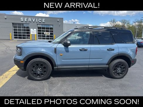 Used 2025 Ford Bronco Sport Badlands w/ Badlands Tech Package AWD/4WD image 2