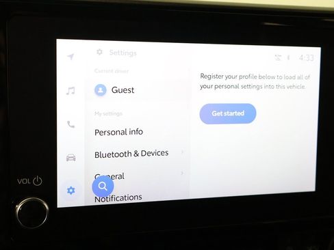 Used 2024 Toyota Highlander LE image 46