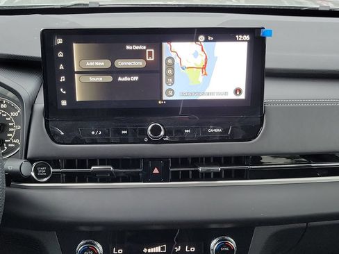 Used 2026 Mitsubishi Outlander ES FWD image 17