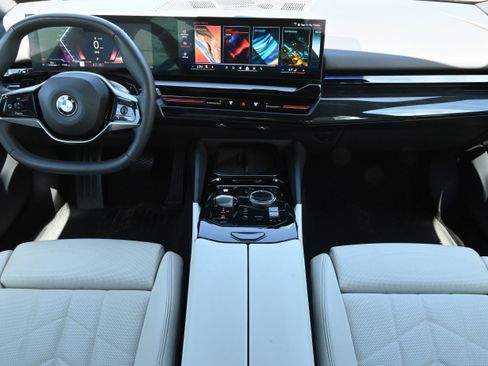 Certified 2024 BMW 530i w/ Convenience Package image 14