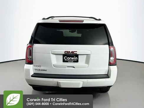 Used 2017 GMC Yukon SLT image 14