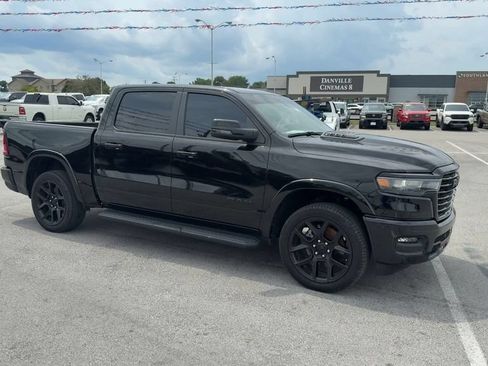 Used 2025 RAM 1500 Laramie w/ Night Edition AWD/4WD image 8