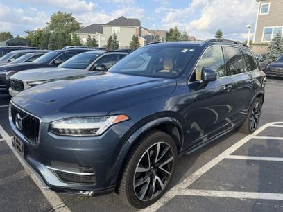 Used 2019 Volvo XC90 T6 Momentum w/ Protection Package