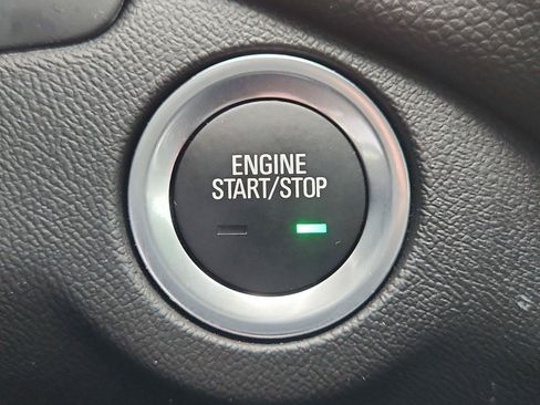 Certified 2024 Chevrolet Equinox LT FWD image 16