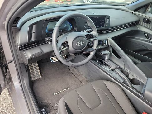 Used 2025 Hyundai Elantra Sport w/ Cargo Package image 15