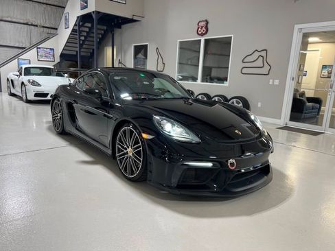 Used 2017 Porsche 718 Cayman S image 45