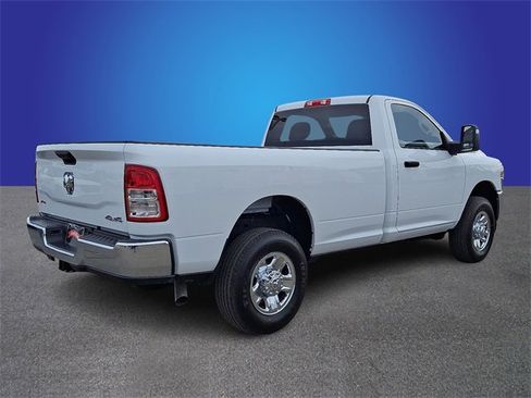 Used 2024 RAM 2500 Tradesman w/ Chrome Appearance Group image 5